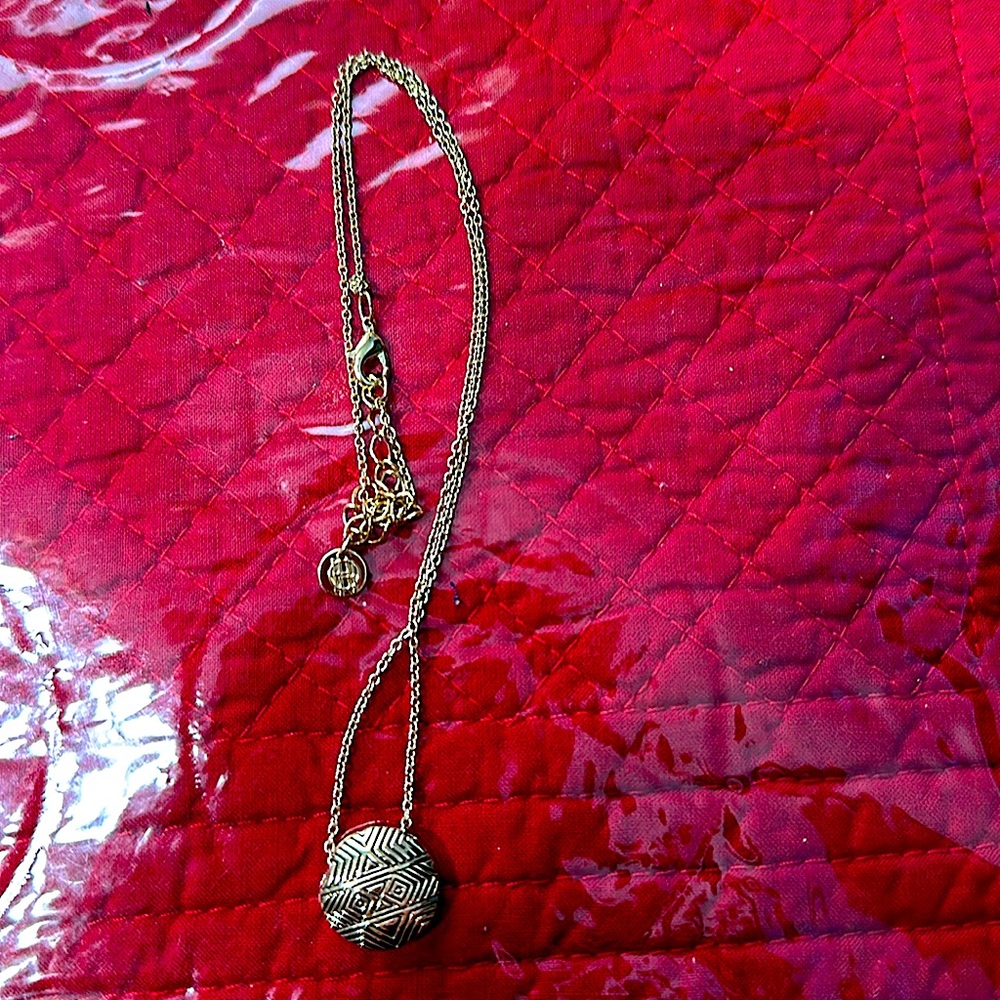 House of Harlow 1960 mini medallion necklace NEW